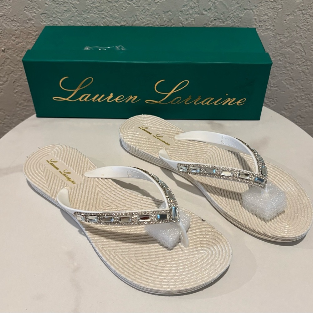 Lauren Lorraine Gigi Rhinestone Flip Flops Slides In White NWT